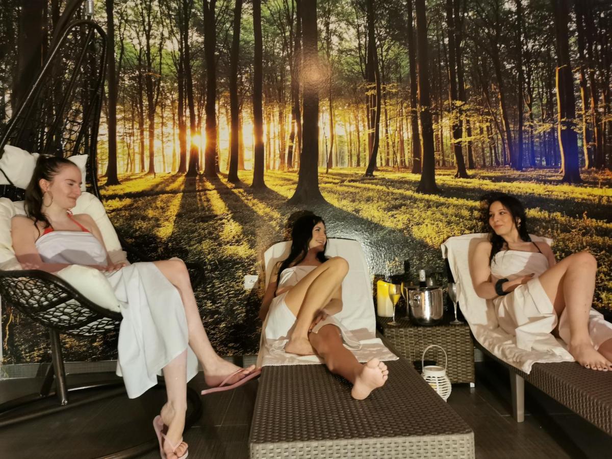 Apartmany Fatrapark 1 S Wellnessom Hrabovska Dolina Ruzomberok Buitenkant foto